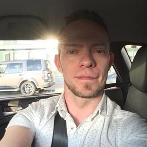 Meet your Posher, Martin